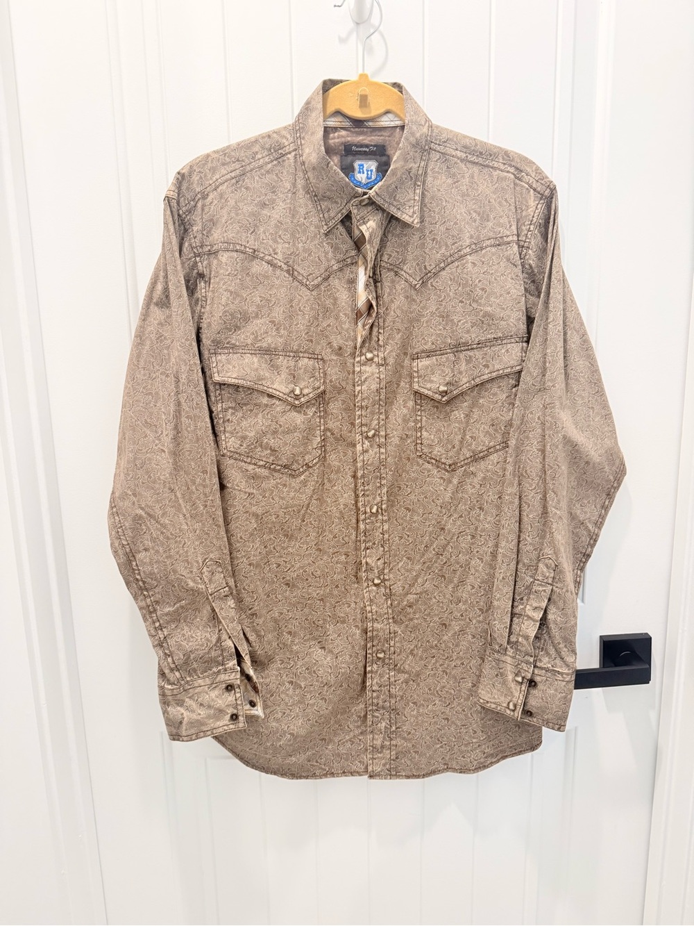 Roper Men's Long Sleeve Button-Down Western Shirt in Taupe Brown Print